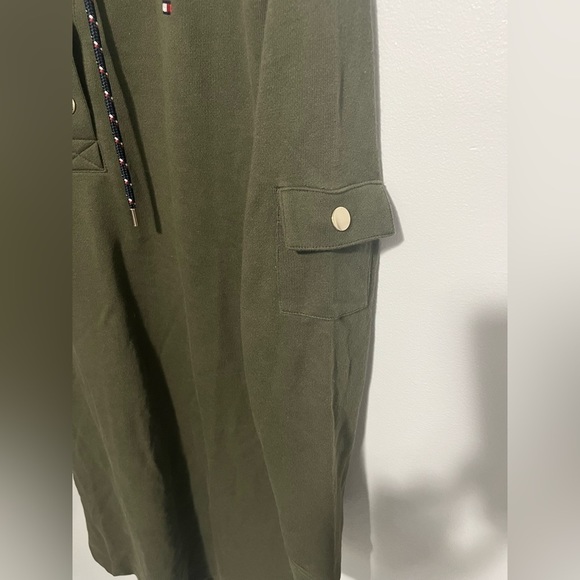 Tommy Hilfiger Army Green Long Top/Dress size M - Picture 9 of 12